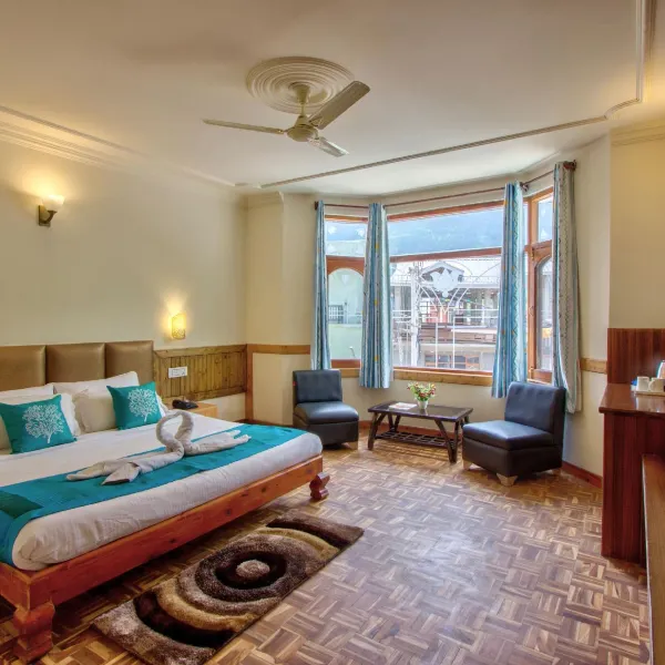 Woodstock Inn Manali Hotel Package